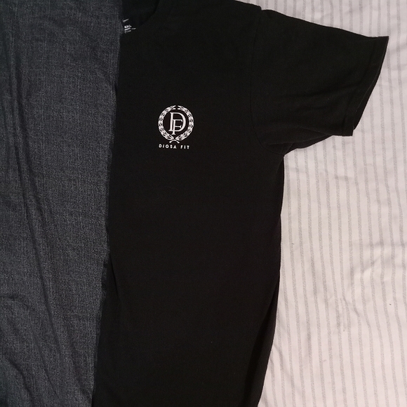 Shirt - Picture 2 of 2